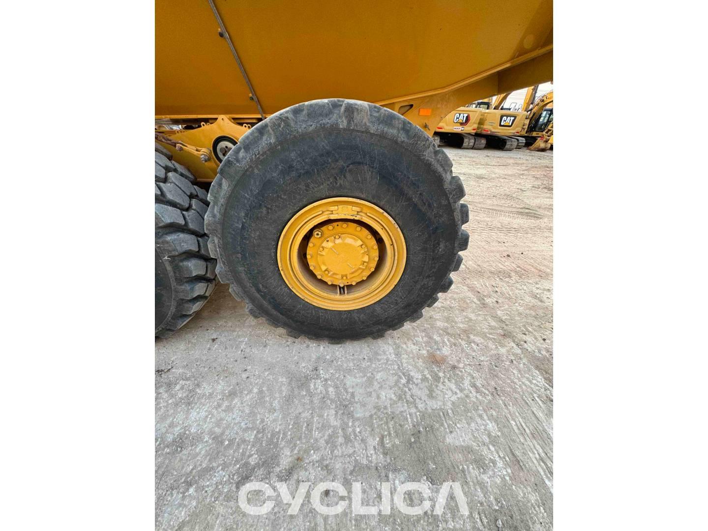 Dumpers y camiones articulados  730 3T302150 - 23