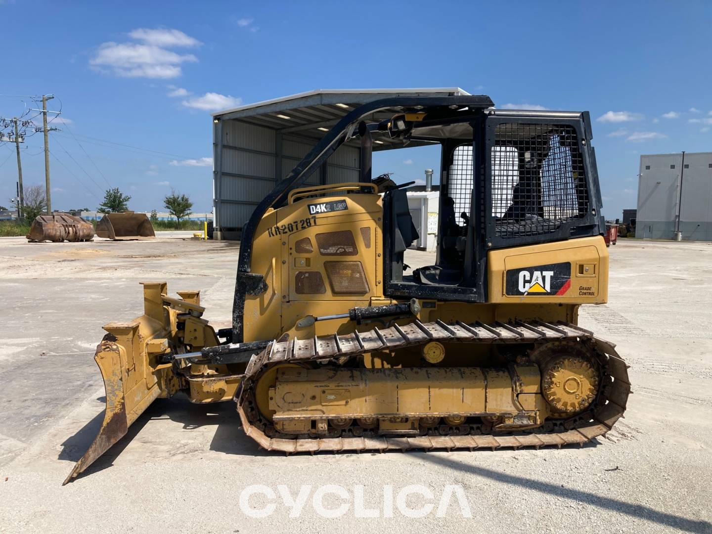 Bulldozers et tracteurs à chenilles  D4K2LGP KR207287 - 15