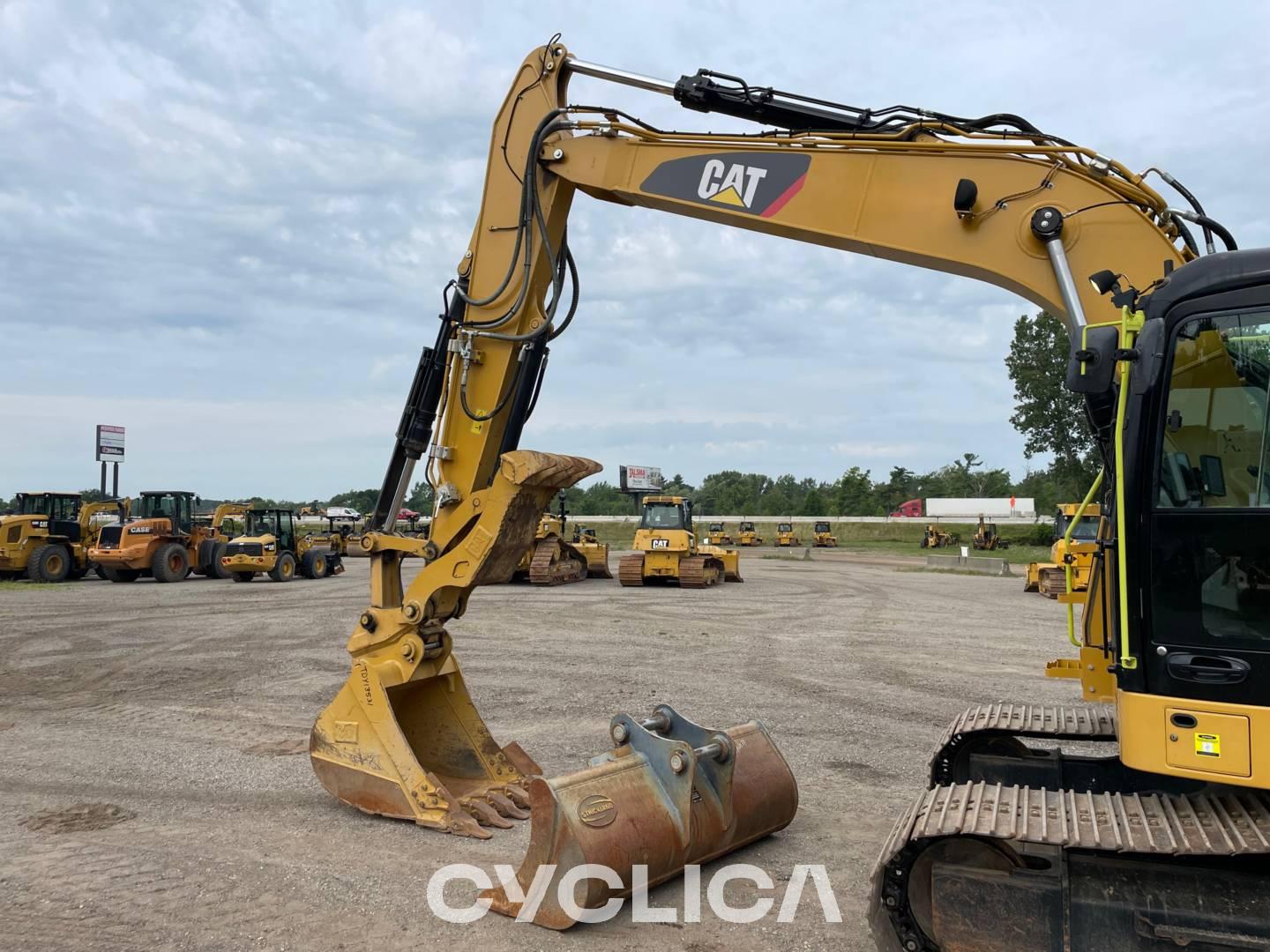 Ровокопачи-гасеничари  315FLCR TDY13531 - 19