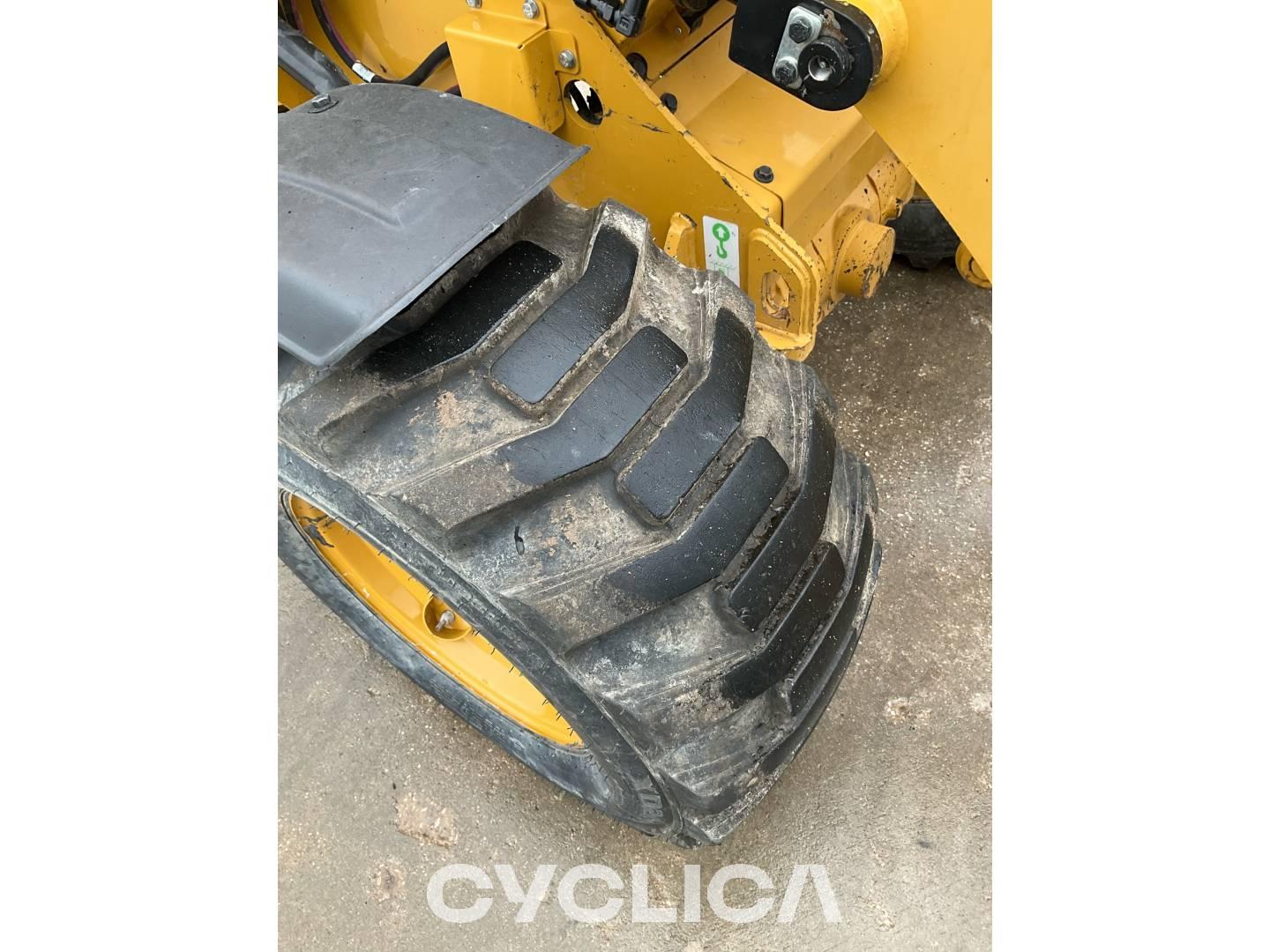 Wheel loaders  903D MZY01253 - 16