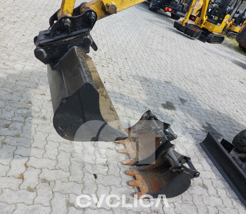 Crawler excavators  301.7 JH702033 - 6