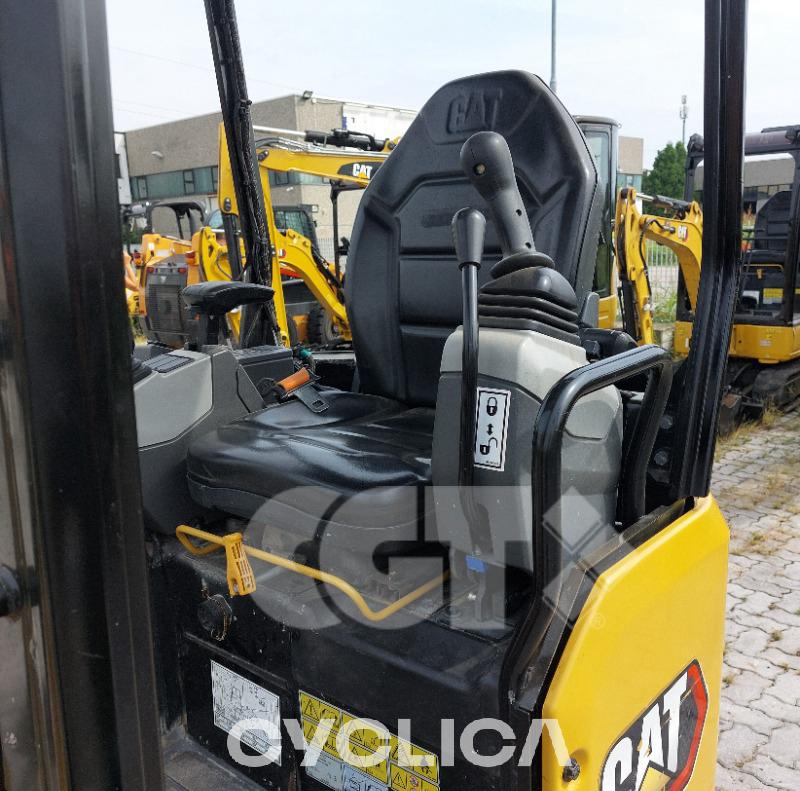 Crawler excavators  301.7 JH702033 - 9