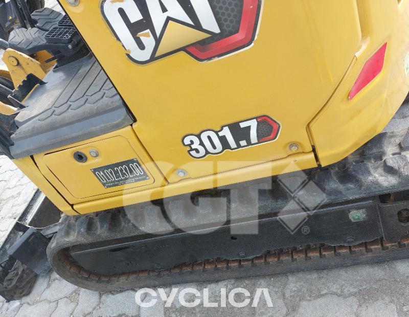 Crawler excavators  301.7 JH702068 - 9