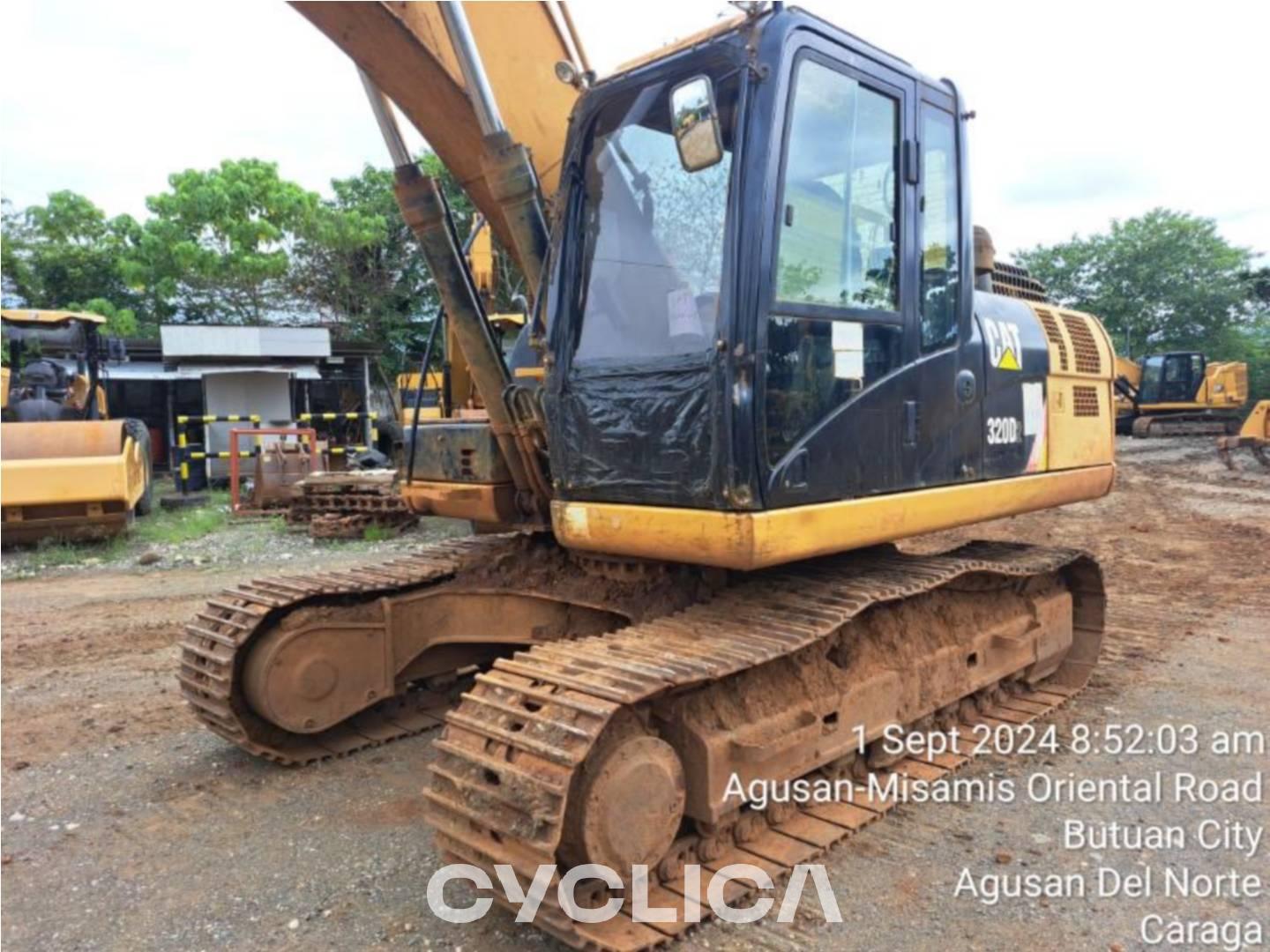 Crawler excavators  320D2 TDZ10308 - 1