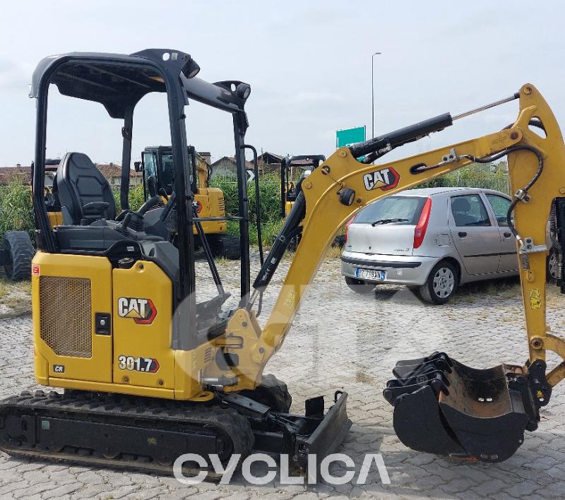 Crawler excavators  301.7 JH702204 - 3