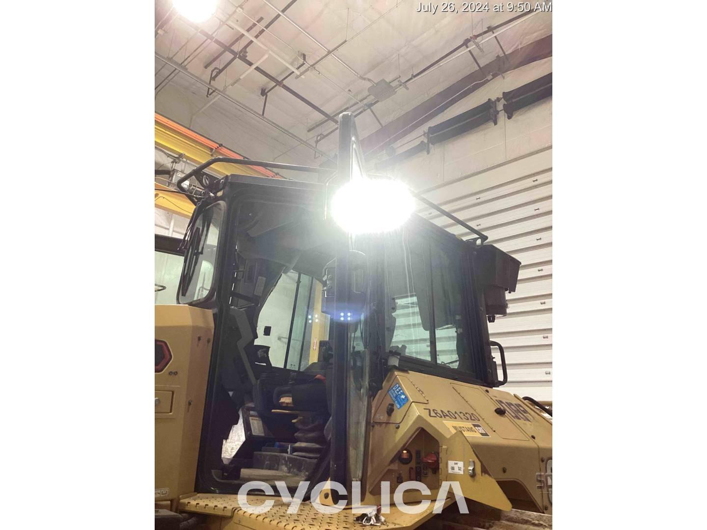 Bulldozer e trattori cingolati  D5-17VP  Z6A01320 - 9