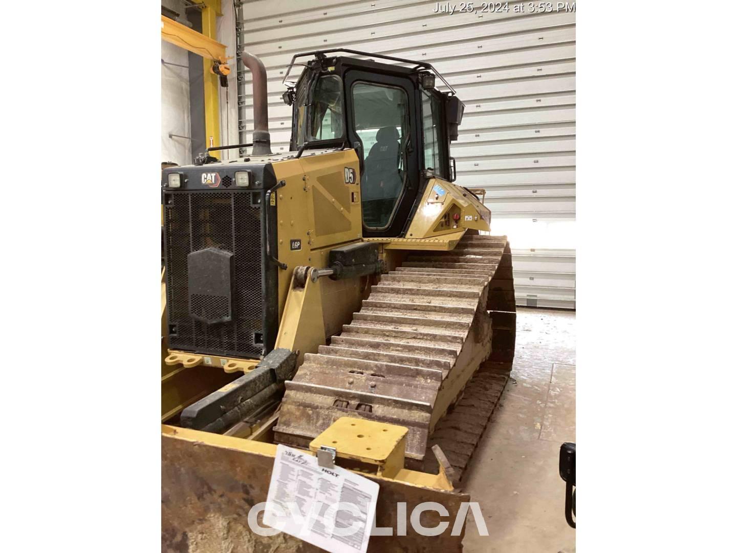 Bulldozer e trattori cingolati  D5-17VP  Z6A01320 - 22