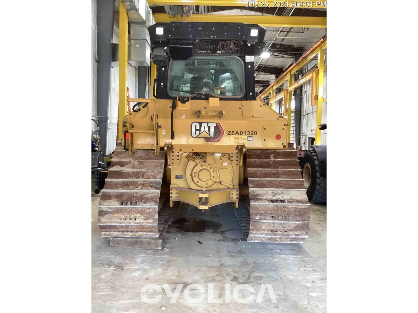 Bulldozers e tratores de rastos  D5-17VP  Z6A01320 - 31