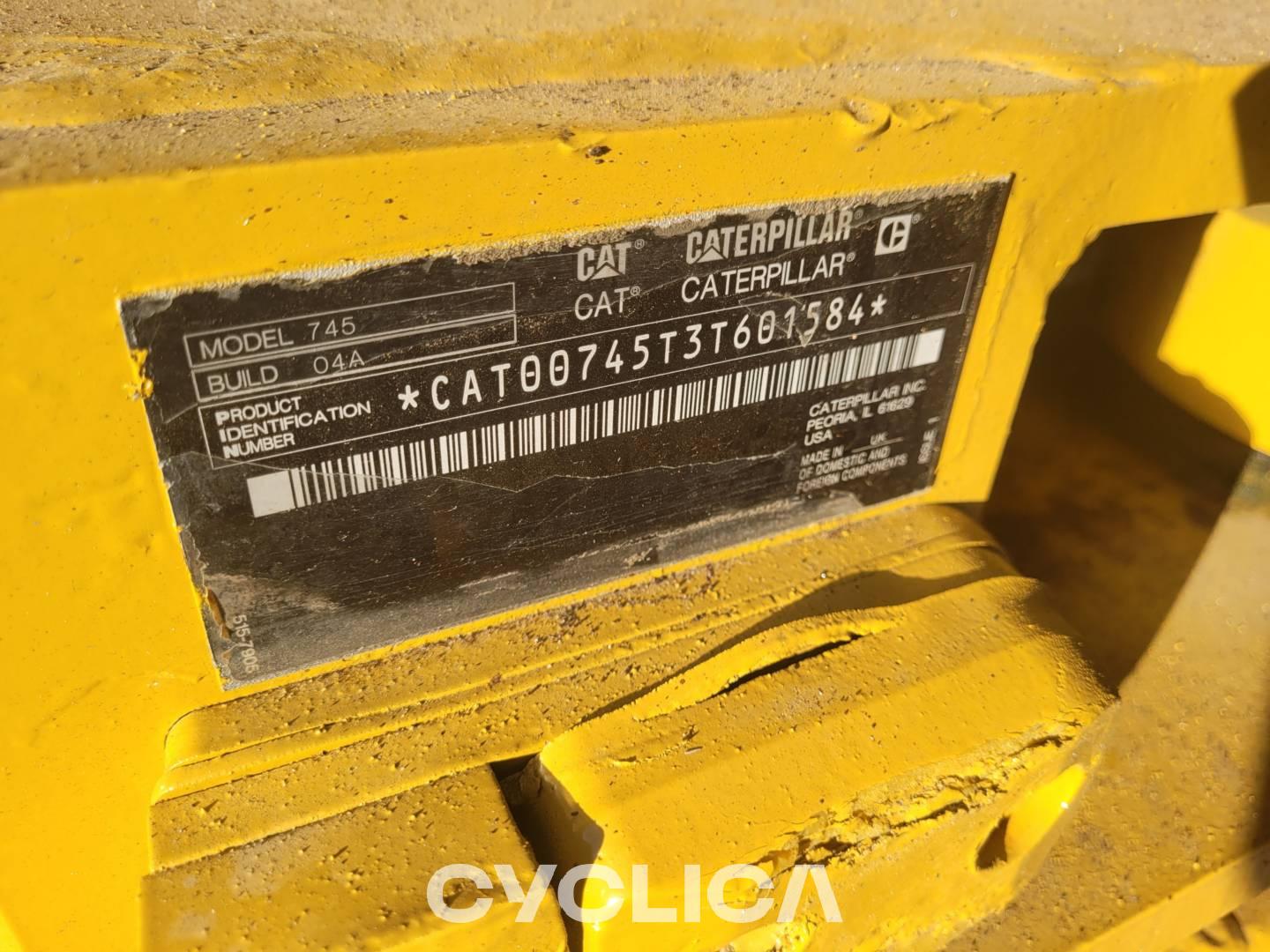 Dumpers y camiones articulados  745-04 3T601584 - 7