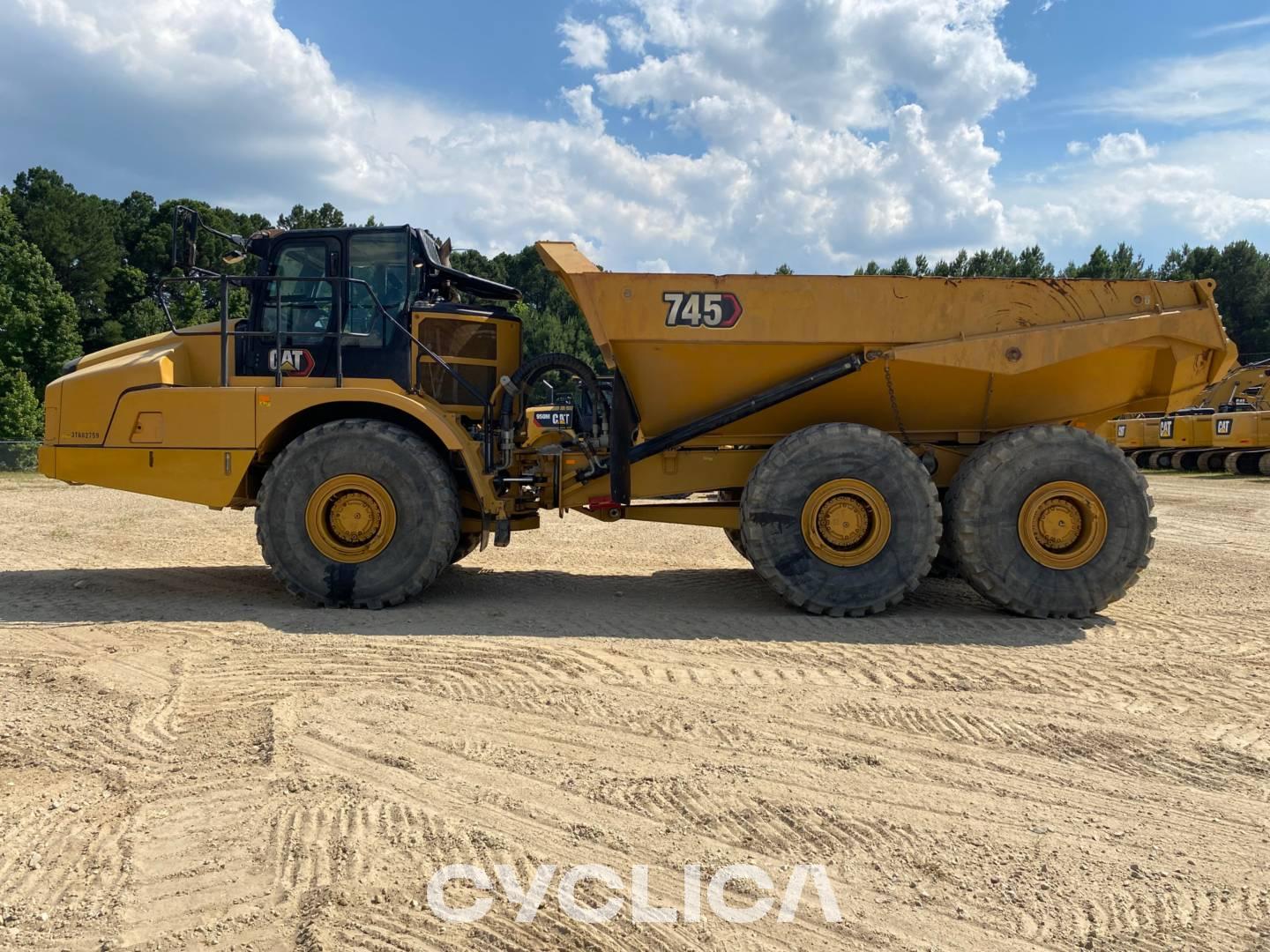 Dumper e autoarticolati  745 3T602759 - 19