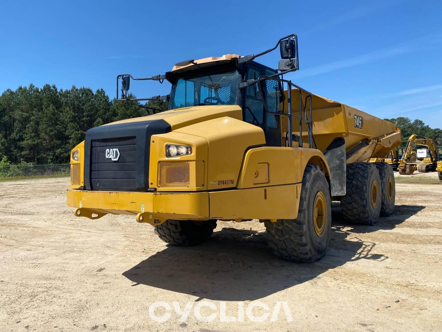 Dumpers e caminhões articulados  74504 3T602761 - 1