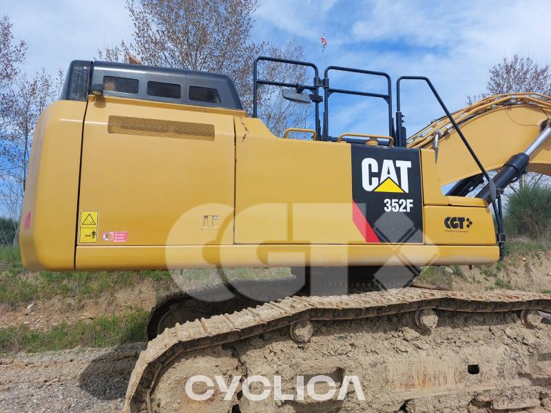 Crawler excavators  352F KBP00276 - 2