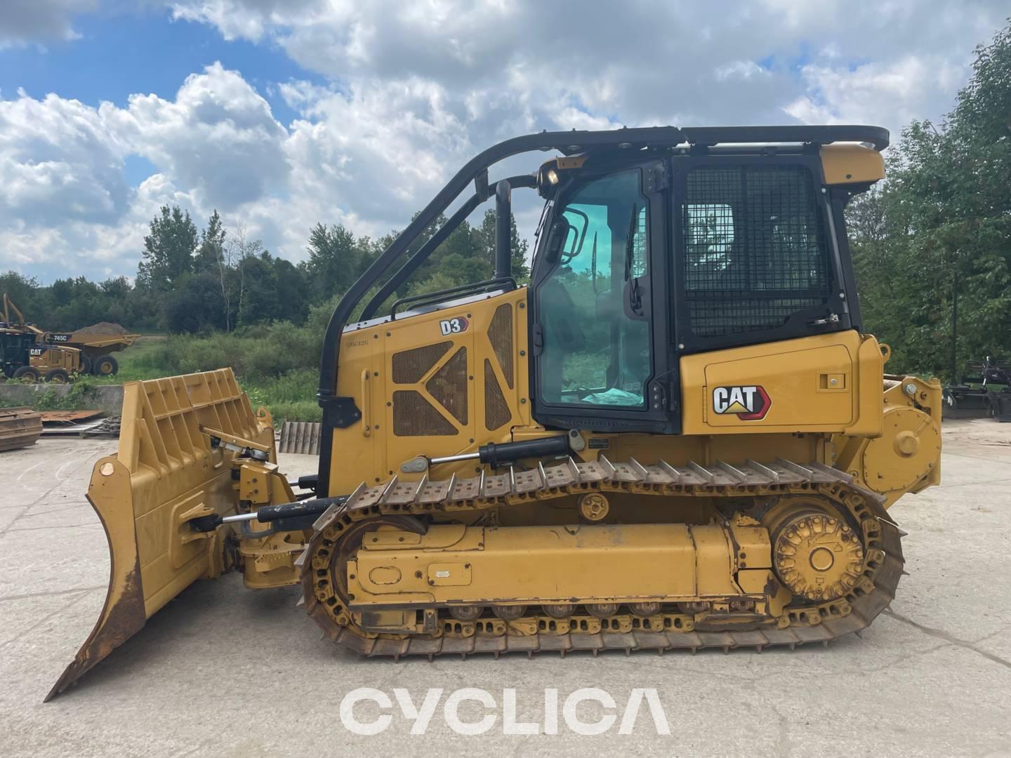 Bulldozers y tractores de cadenas  D3 XKW00326 - 18