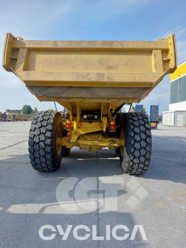 Dumpers y camiones articulados  730 3T300680 - 3