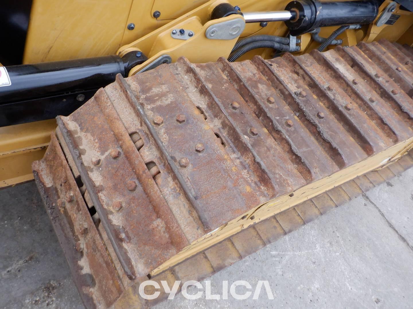 Bulldozers y tractores de cadenas  D3-12 XKW04616 - 20