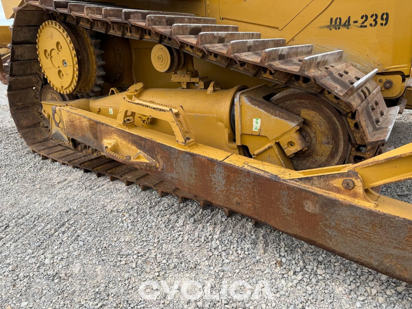 Bulldozers y tractores de cadenas  D6T MB500361 - 14