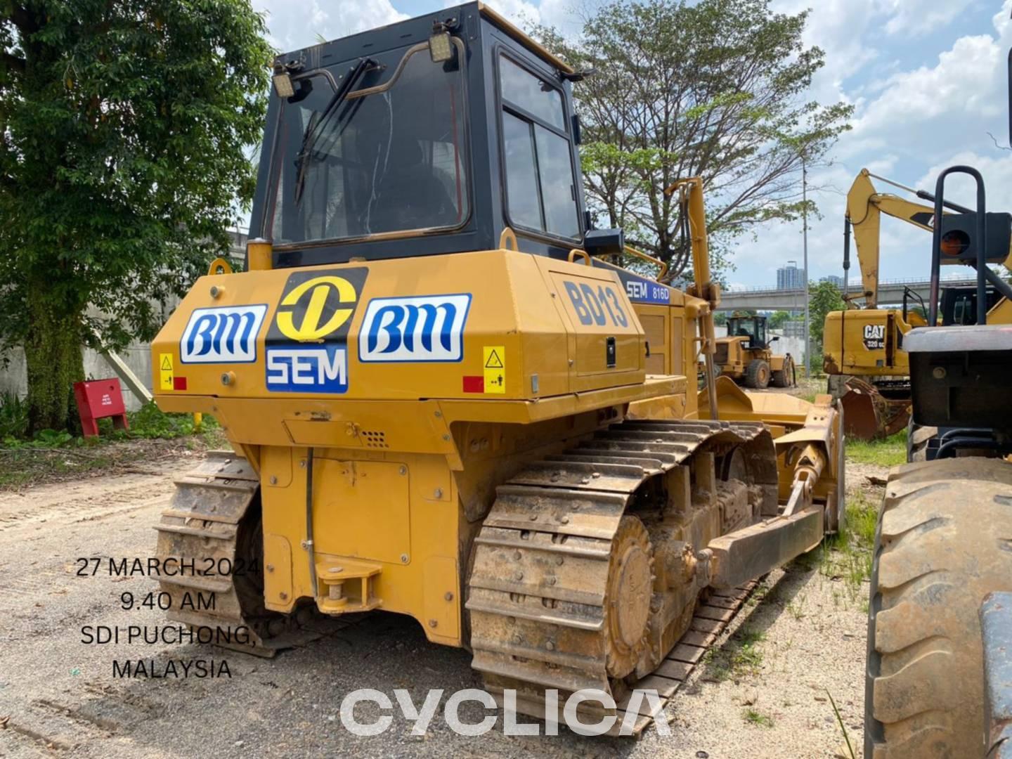 Bulldozers and crawler tractors  SEM816D S8N02471 - 3