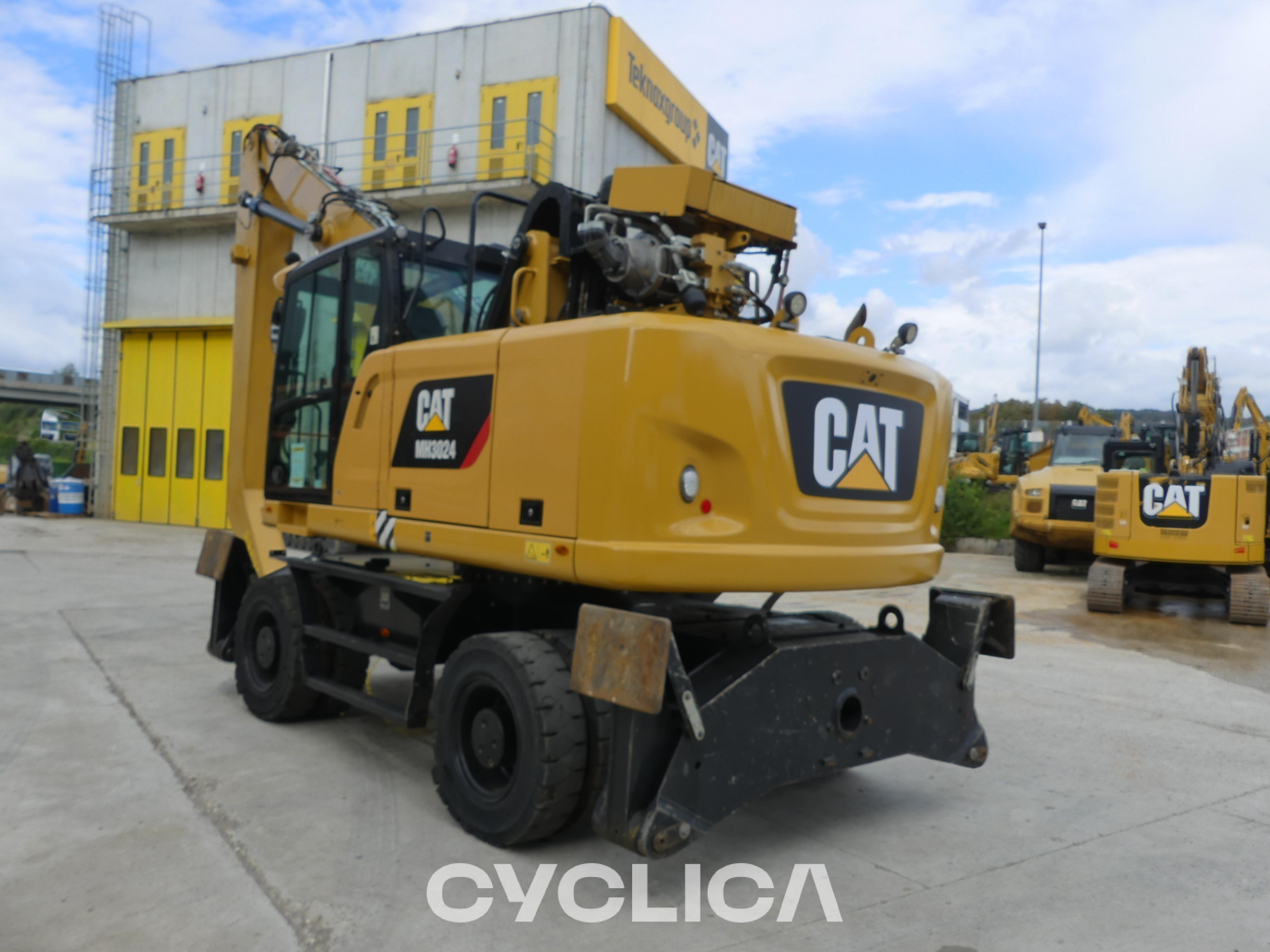 Excavadoras de ruedas  MH3024 FB700503 - 25