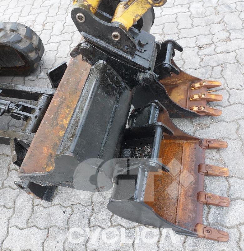 Crawler excavators  301.7 JH702035 - 7