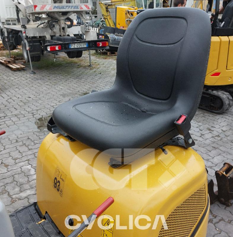 Crawler excavators  300.9D LJM02950 - 7