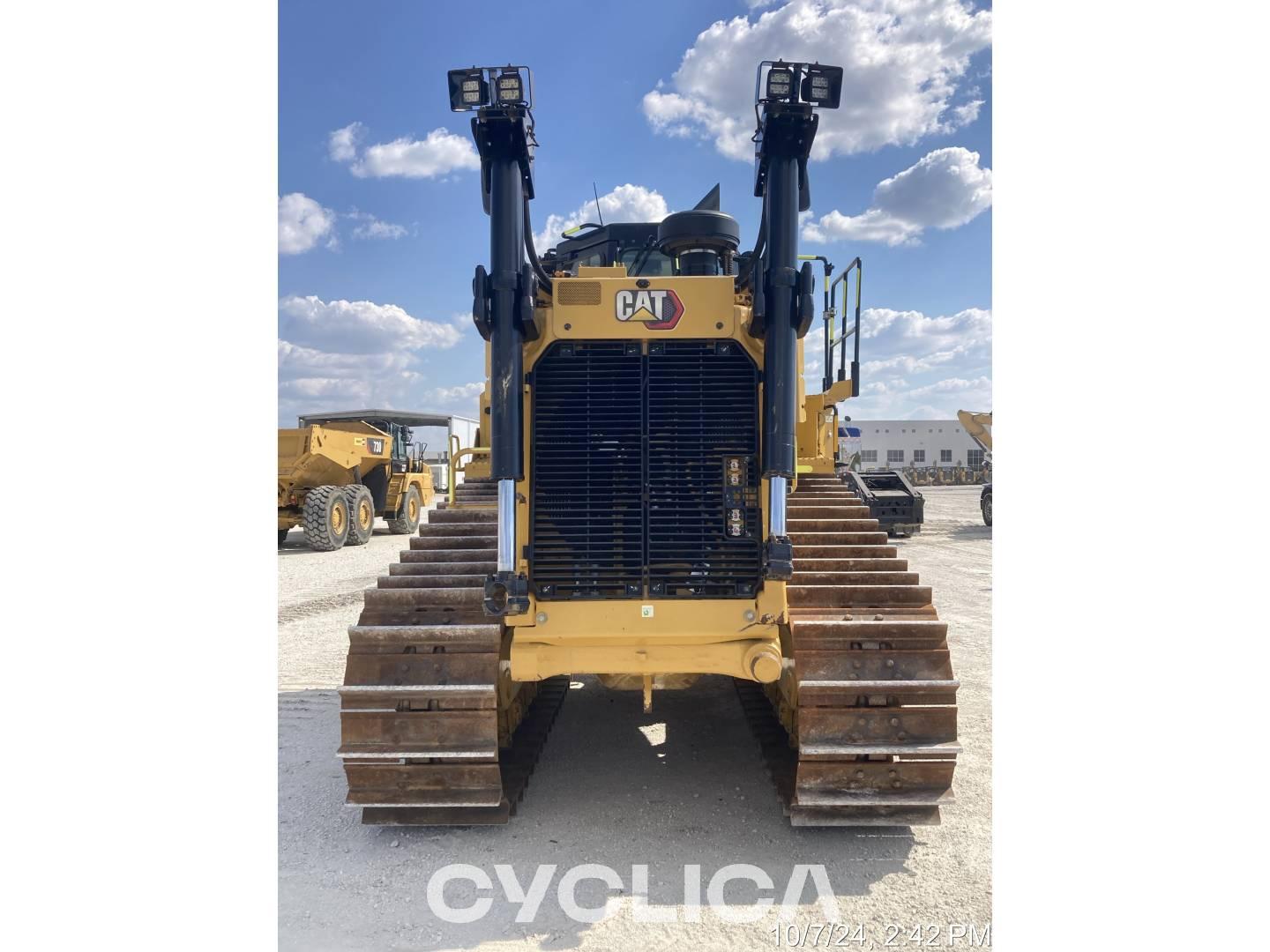 Bulldozers y tractores de cadenas  D8T AW401697 - 18