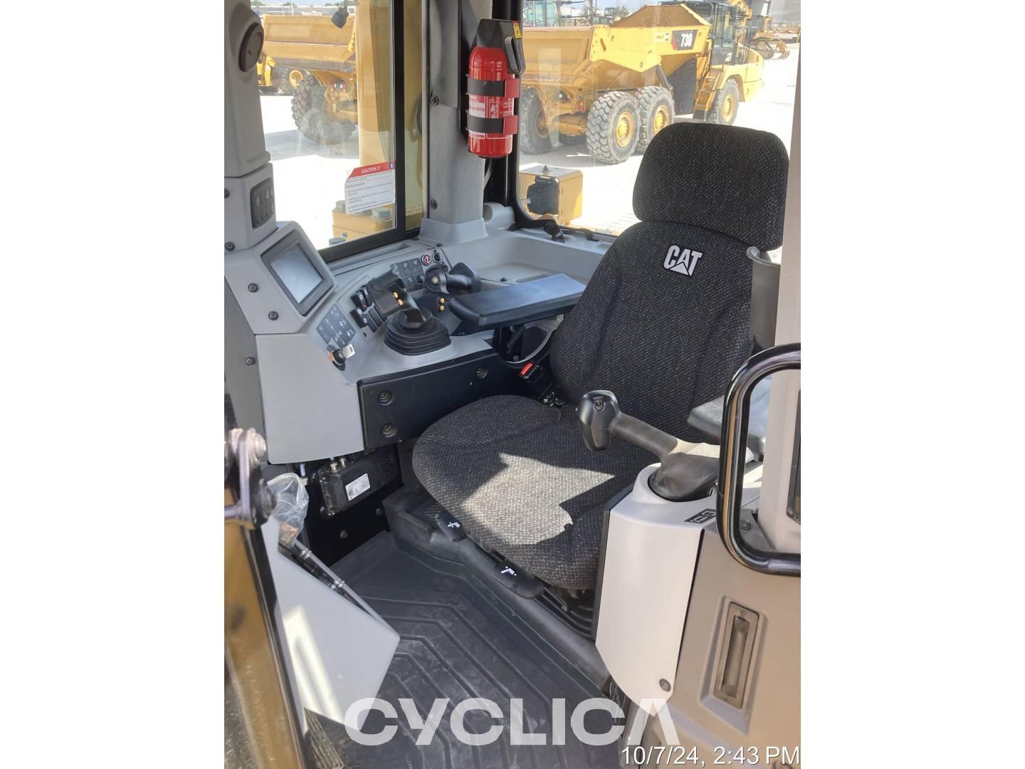 Bulldozer e trattori cingolati  D8T AW401697 - 4