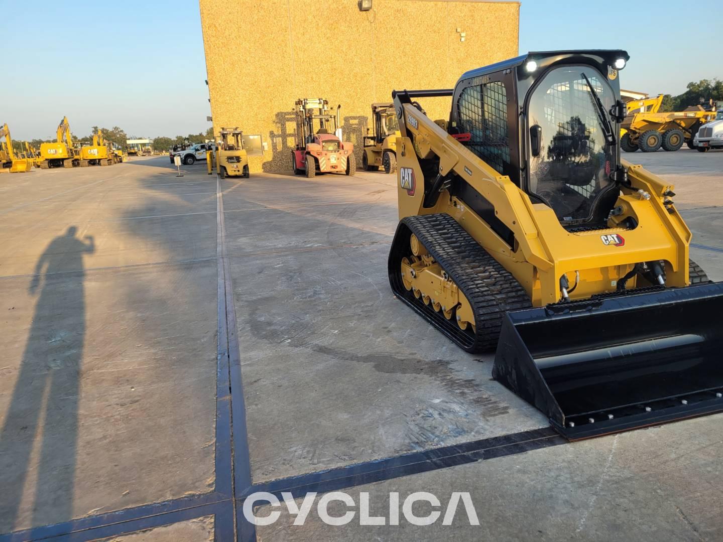 Skid steers  289D3 JX917465 - 3