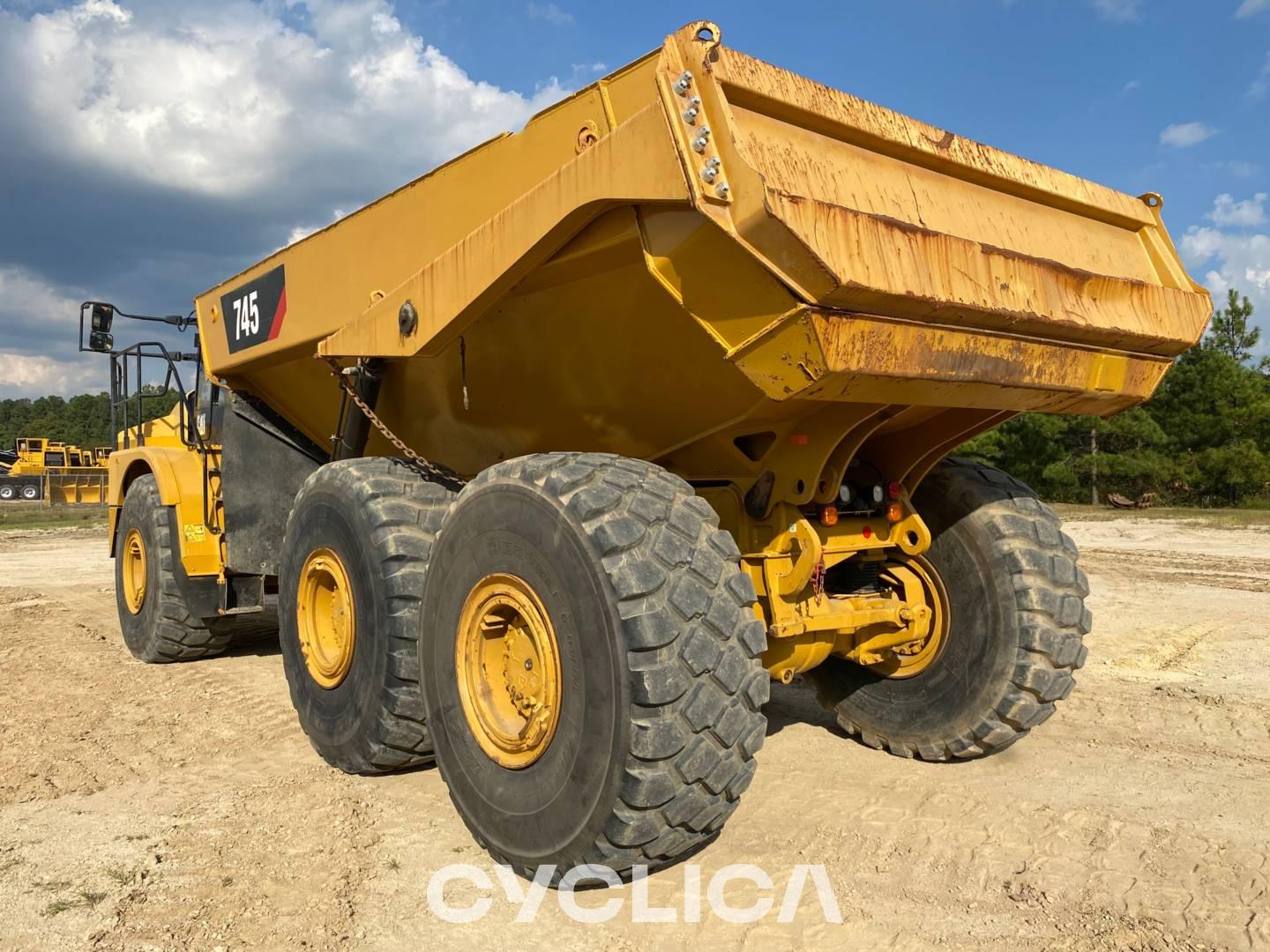 Dumpers y camiones articulados  74504 3T602254 - 21