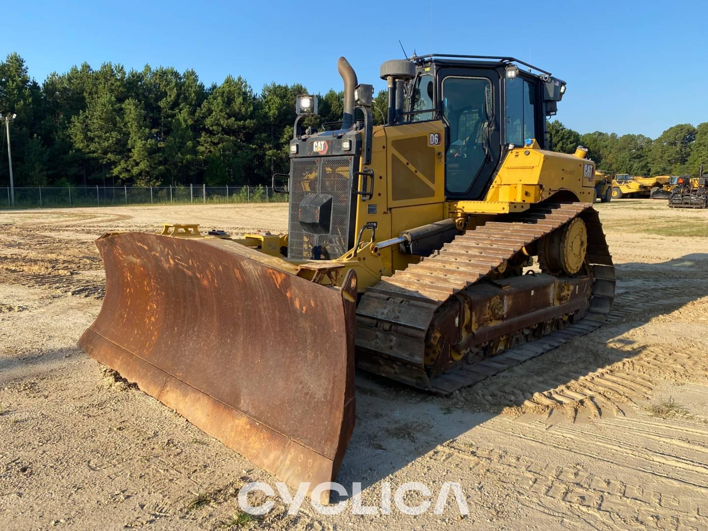 Bulldozers et tracteurs à chenilles  D6-20VP RDC00477 - 12