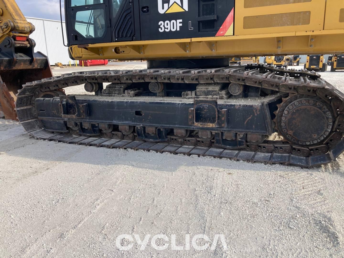 Crawler excavators  390FL HNG00252 - 24