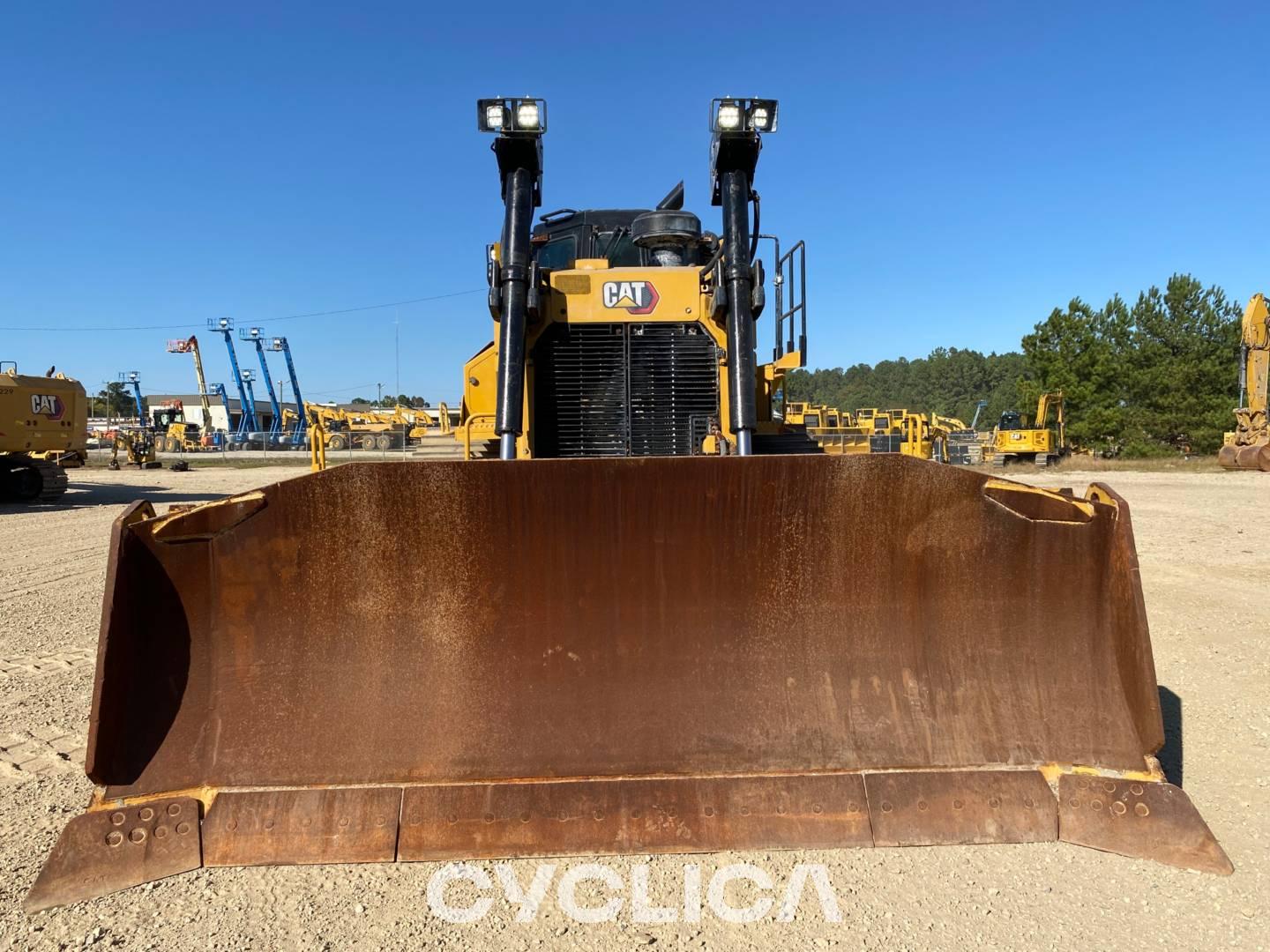 Bulldozers and crawler tractors  D8T AW401435 - 9