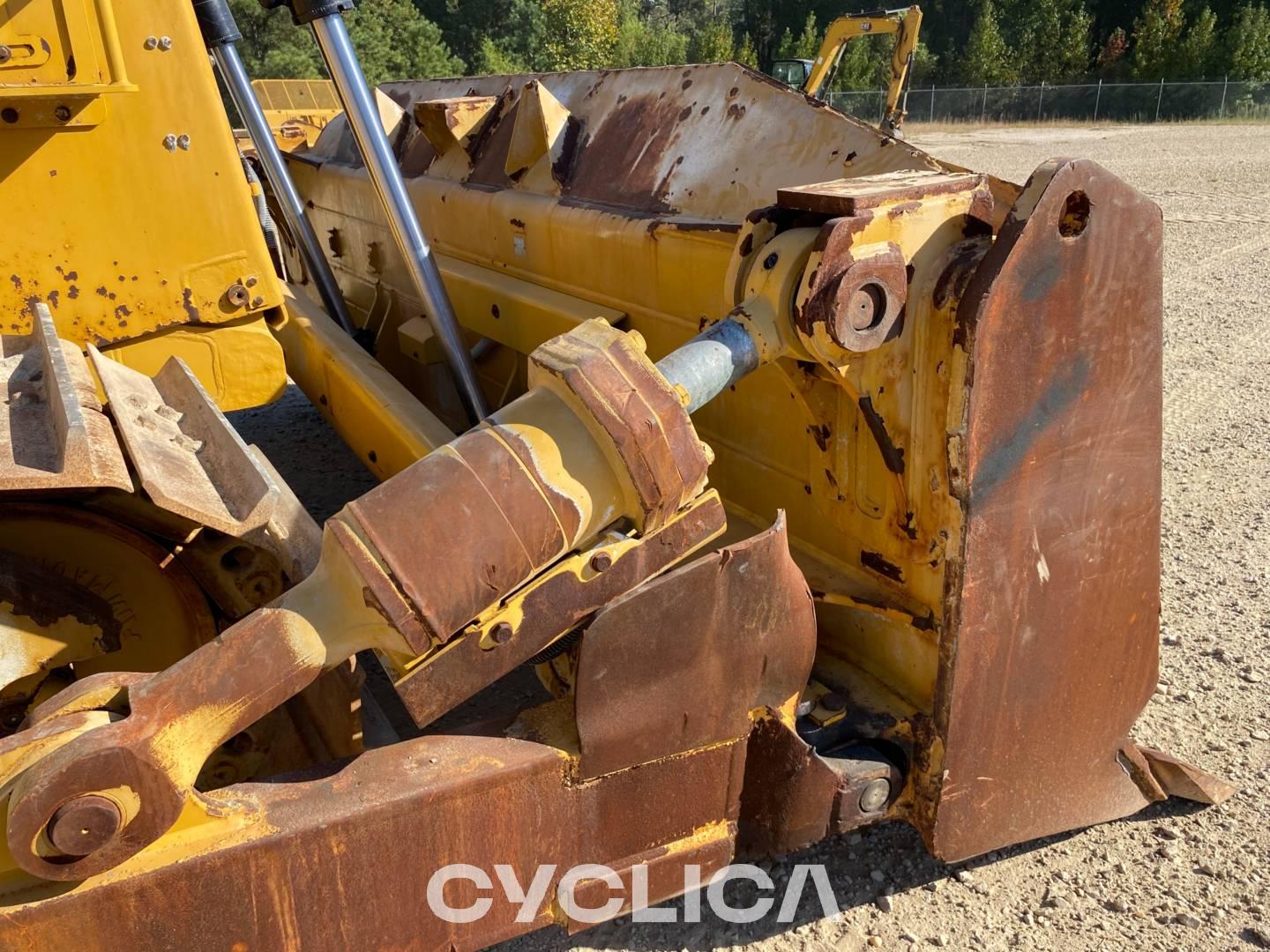 Bulldozers and crawler tractors  D8T AW401435 - 10