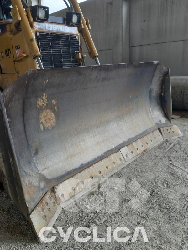 Bulldozer e trattori cingolati  D6R3 LFM00### - 5