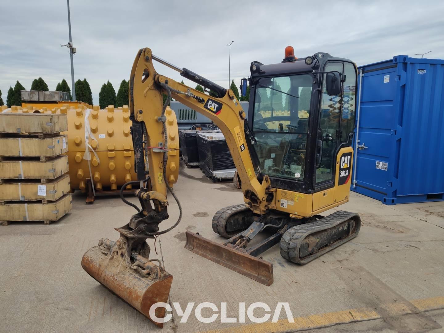 Crawler excavators  301.8-05 H8X01448 - 2