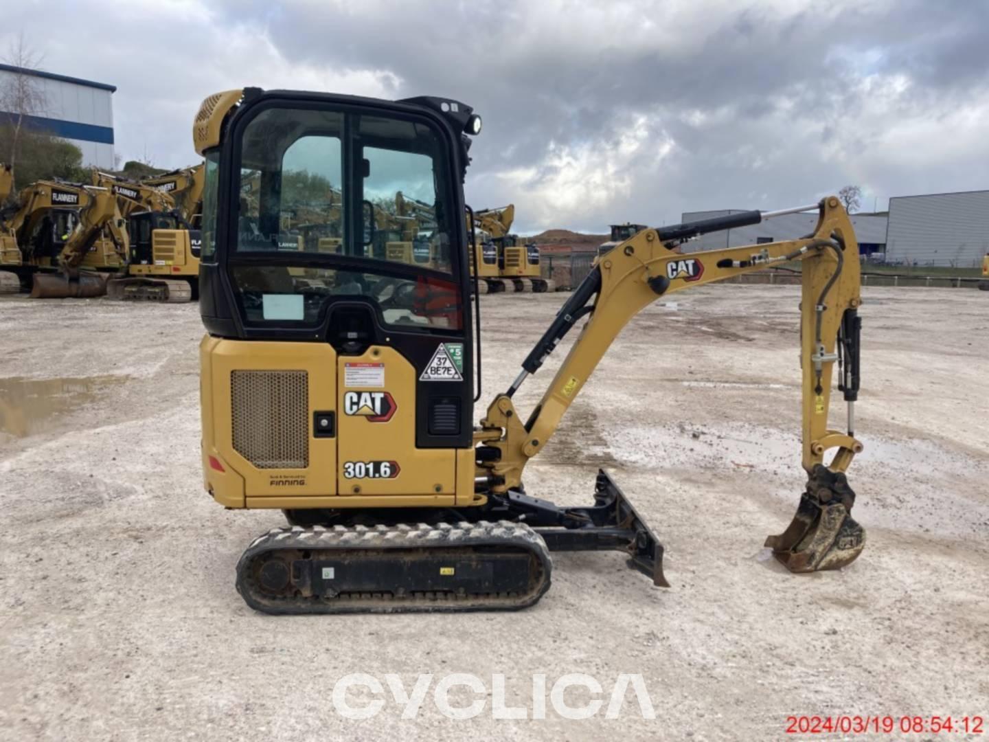 Crawler excavators  301.6-05 MY601966 - 10