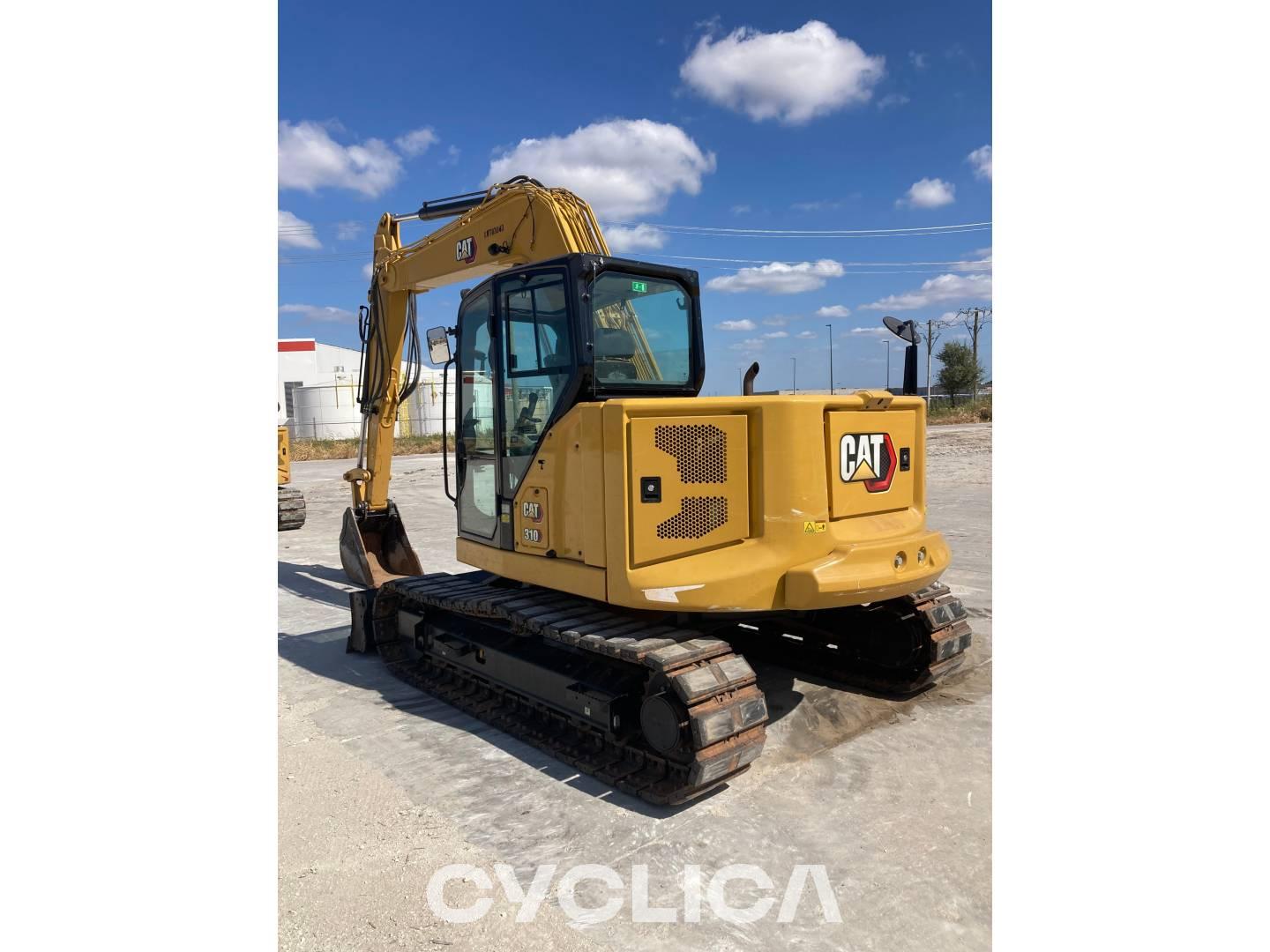 Crawler excavators  310-07 GWT03043 - 15