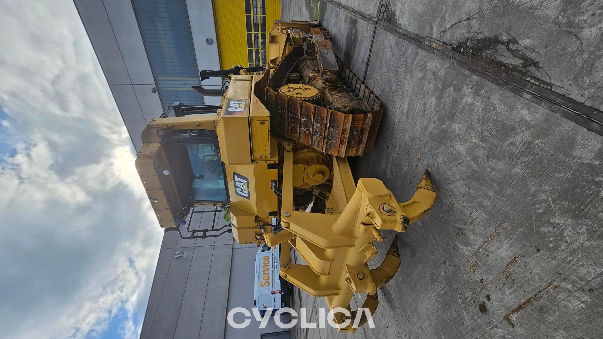 Bulldozers et tracteurs à chenilles  D6T XL 2B300179 - 10