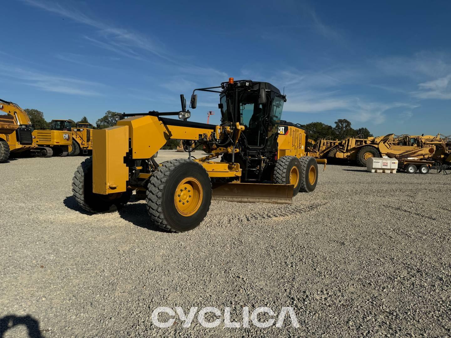 Motor grader  12014AWD Y9D00207 - 1