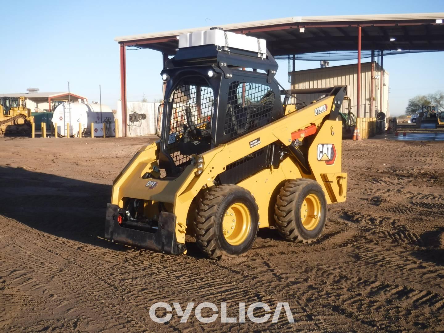 Skid steers  272D3 TP900317 - 1