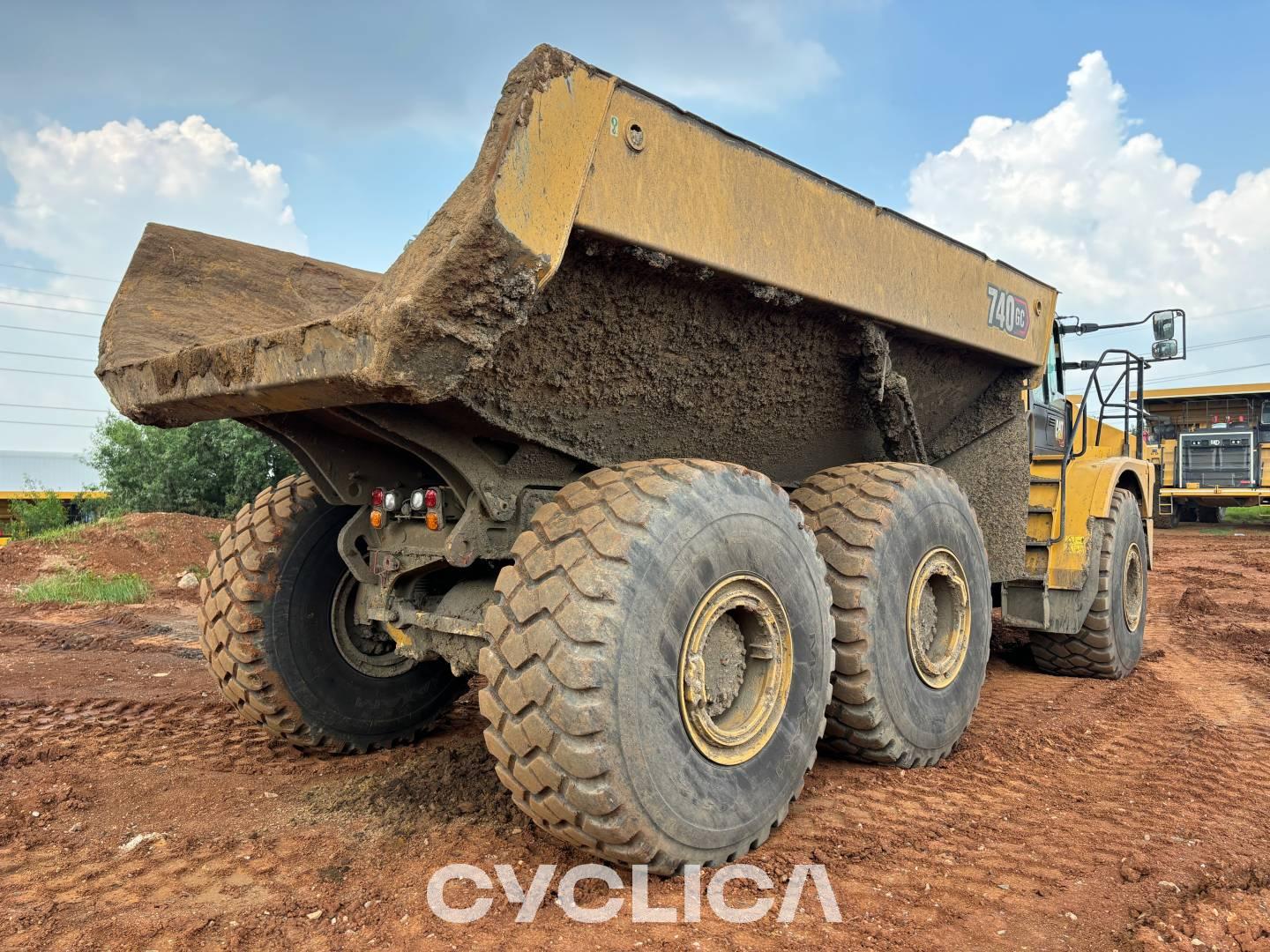 Dumpers and articulated trucks  740-04GC 3F800274 - 24