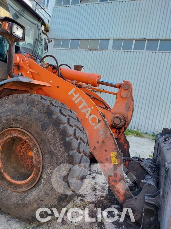 Wheel loaders  ZW220 00000282 - 10