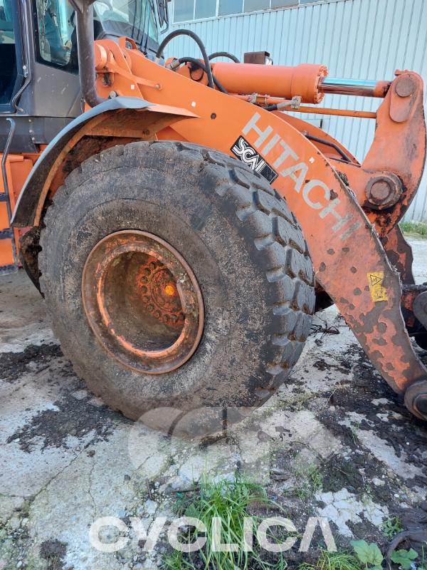 Wheel loaders  ZW220 00000282 - 12