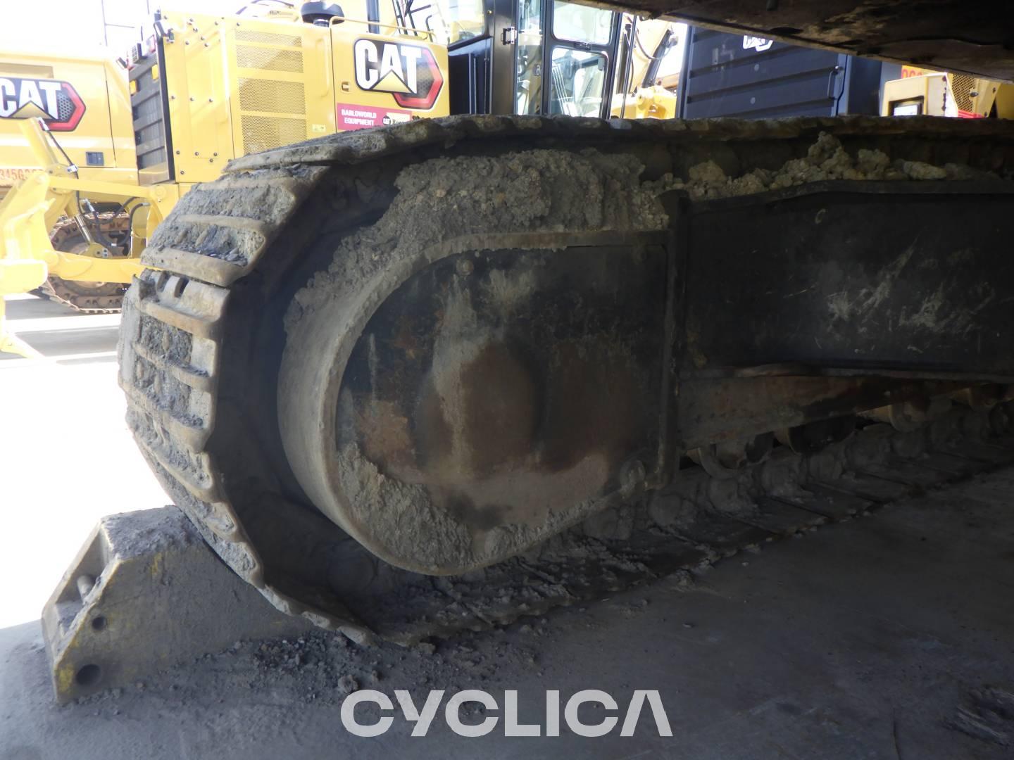 Crawler excavators  345-07GC KEF10405 - 16