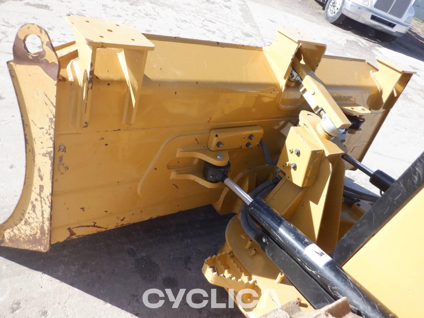 Bulldozers e tratores de rastos  D3-12 XKW04632 - 17