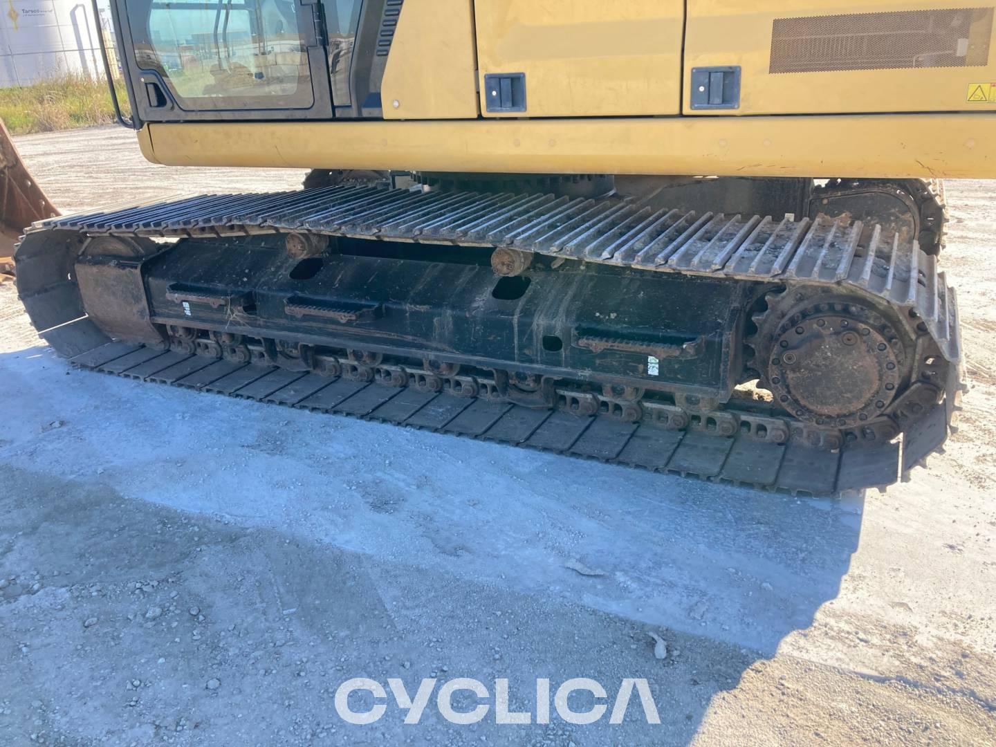 Crawler excavators  320-07 HEX20257 - 14