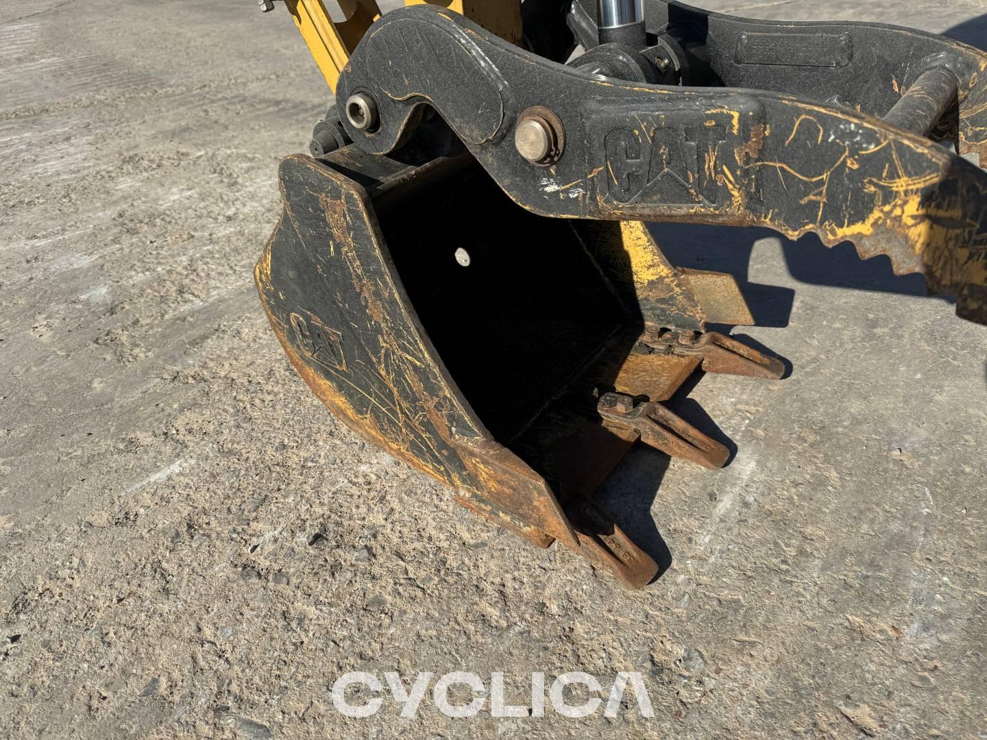 Crawler excavators  30205CR RHM04214 - 9