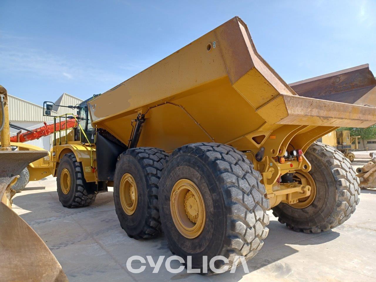 Dumpers and articulated trucks  745 3T602687 - 5