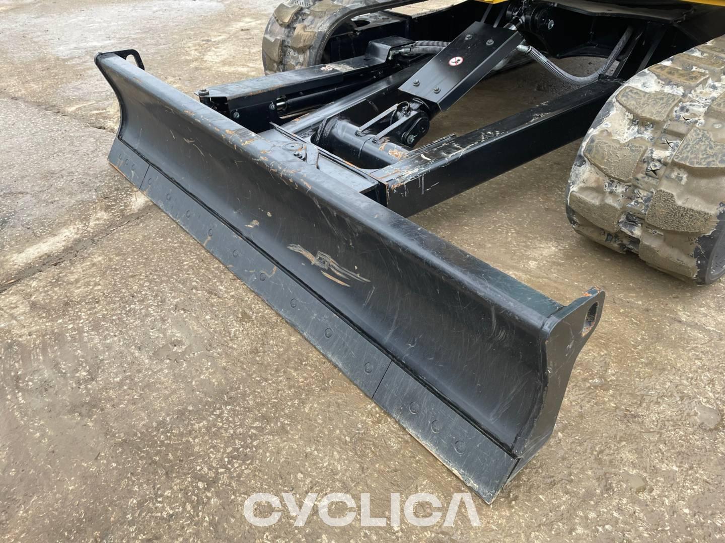 Crawler excavators  305 5G505717 - 22