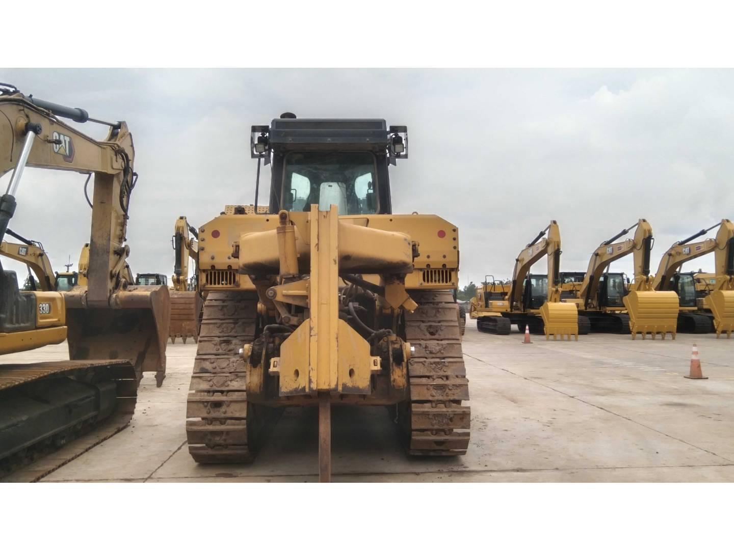 Bulldozers and crawler tractors  D8T JJ501186 - 3