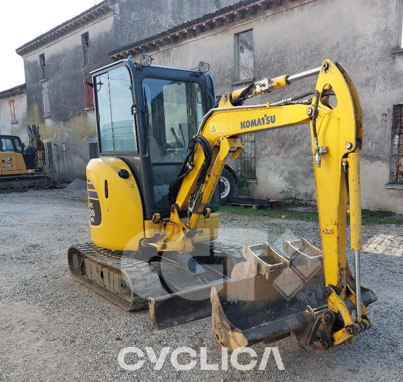 Crawler excavators  PC26 F32932 - 3